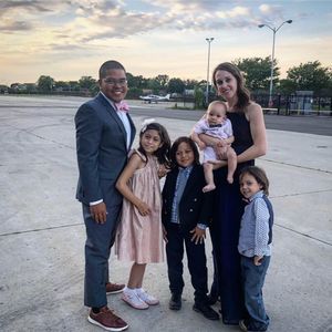 Meet your Posher, Carlo